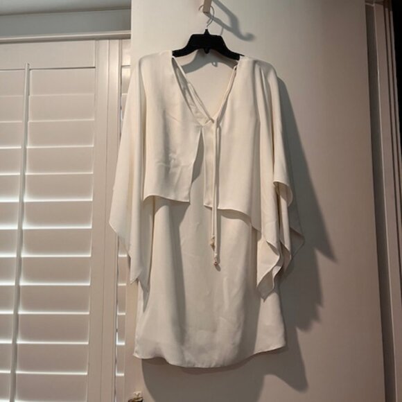 Trina Turk Azzurra Layered Cape Mini Dress size XS-S - Picture 3 of 12